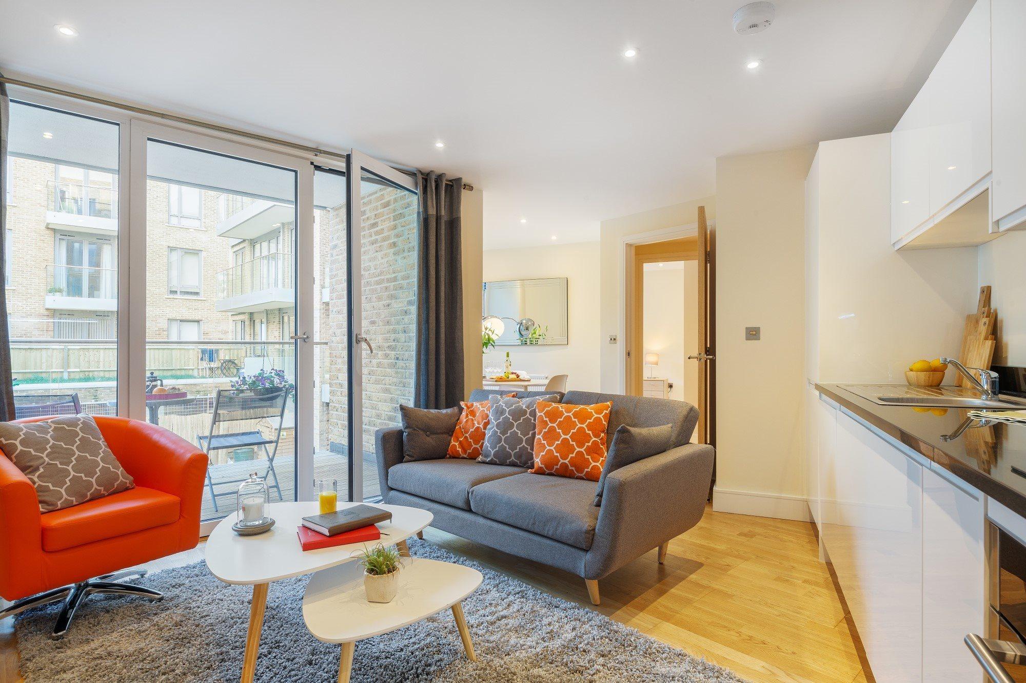 Two Bedroom Serviced Apartment With Balcony In Weymouth Building, Deacon Street Londra Esterno foto