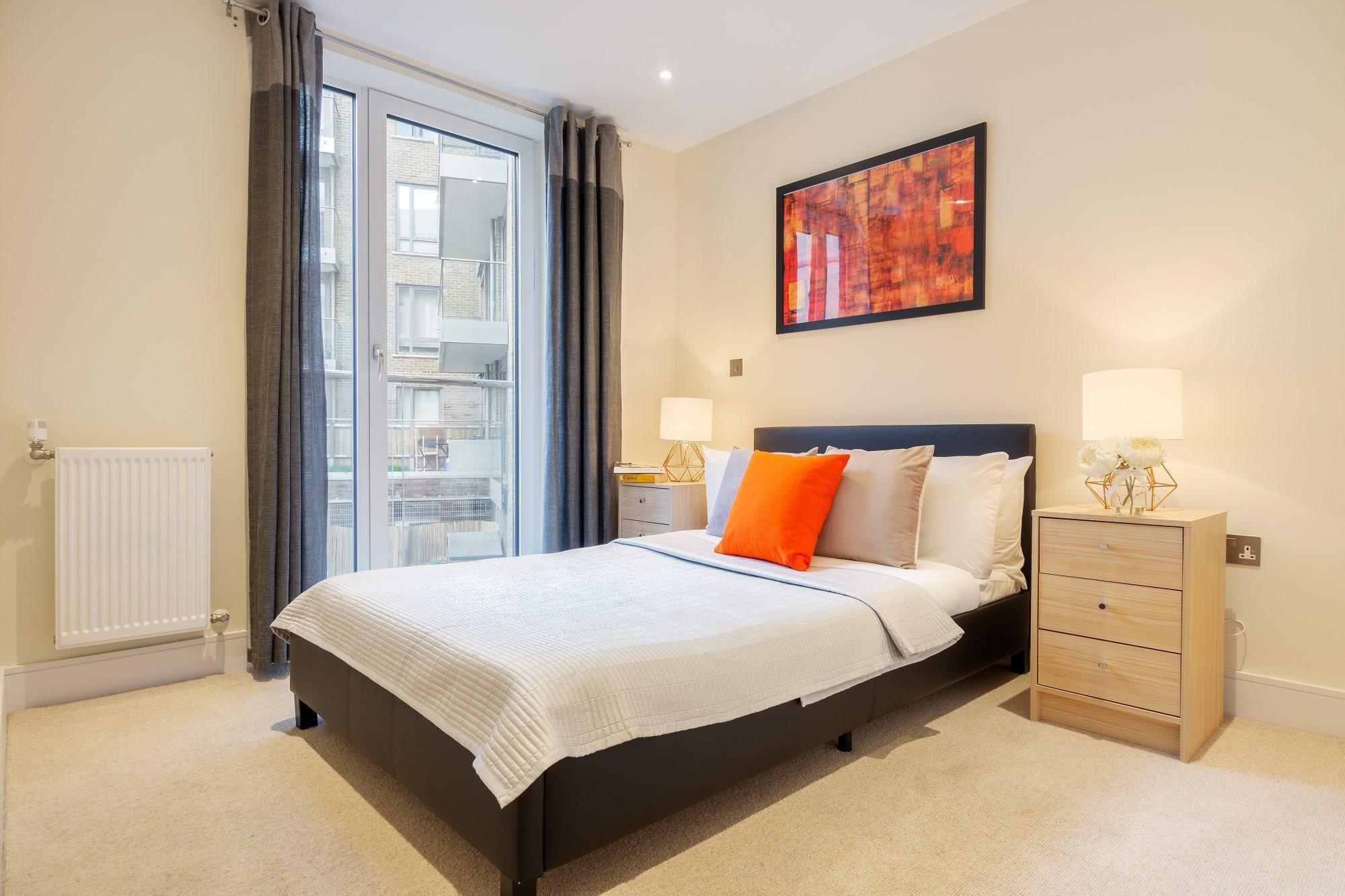 Two Bedroom Serviced Apartment With Balcony In Weymouth Building, Deacon Street Londra Esterno foto