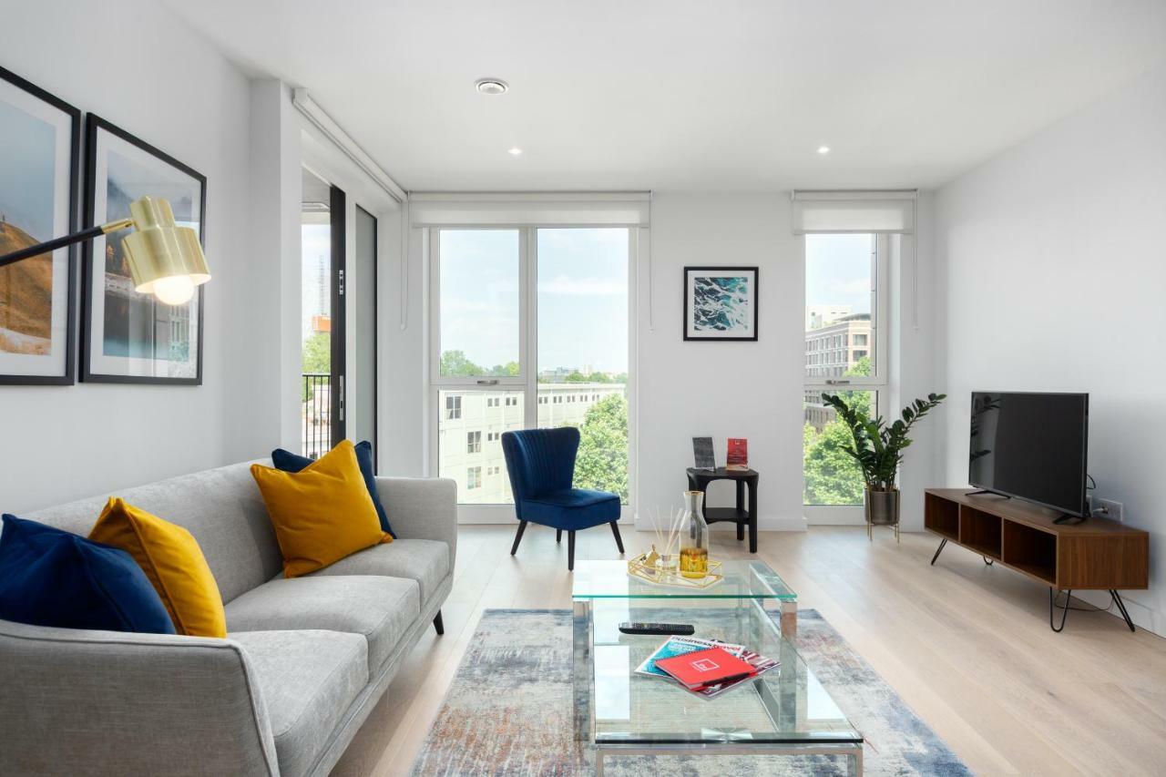 Two Bedroom Serviced Apartment With Balcony In Weymouth Building, Deacon Street Londra Esterno foto