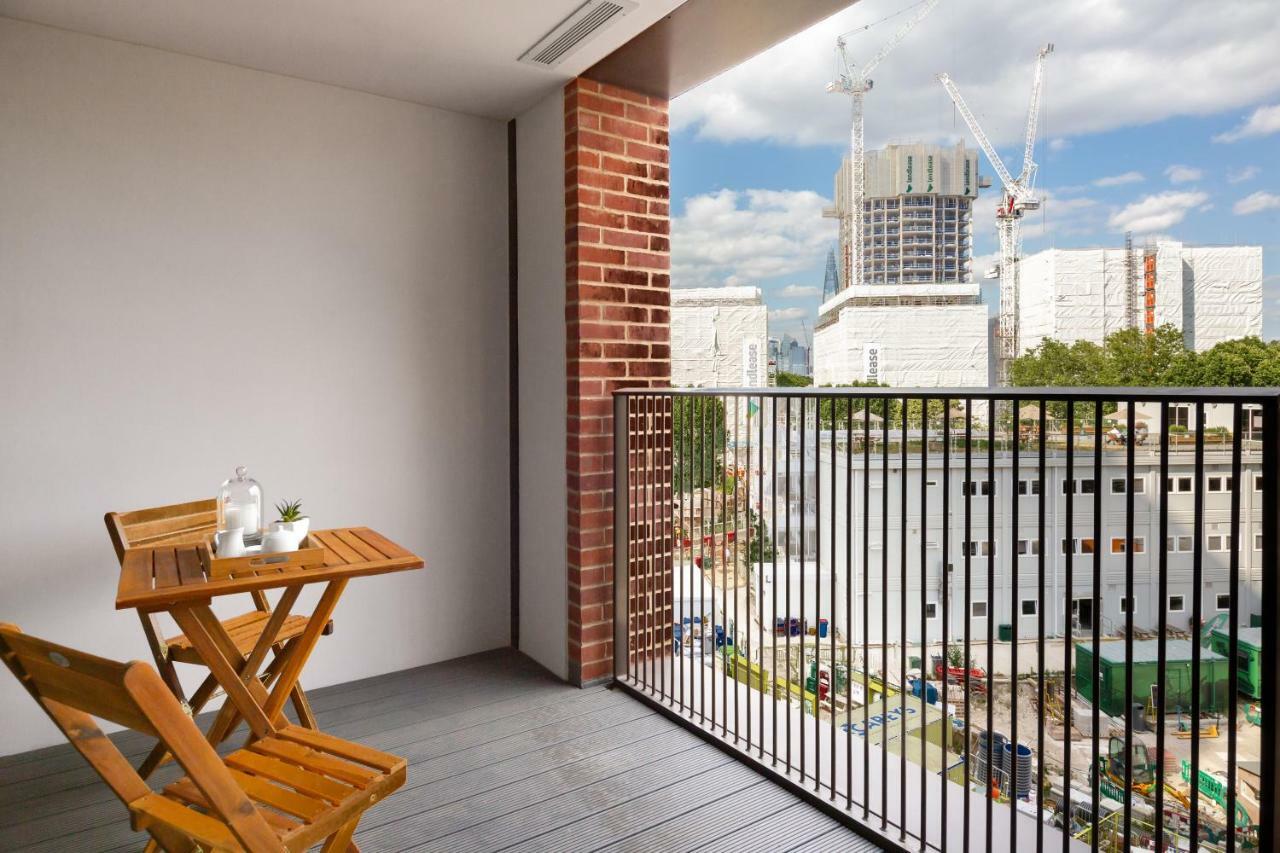 Two Bedroom Serviced Apartment With Balcony In Weymouth Building, Deacon Street Londra Esterno foto