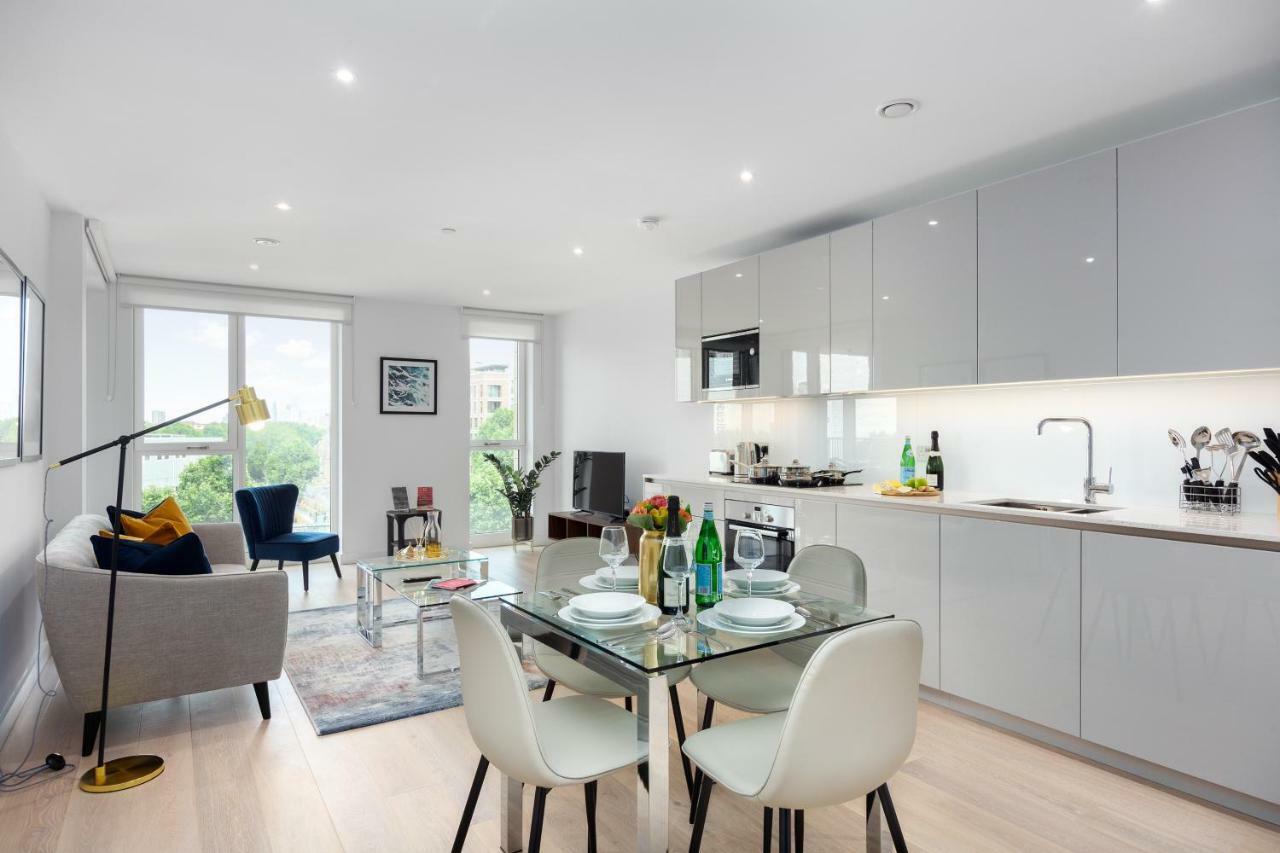 Two Bedroom Serviced Apartment With Balcony In Weymouth Building, Deacon Street Londra Esterno foto